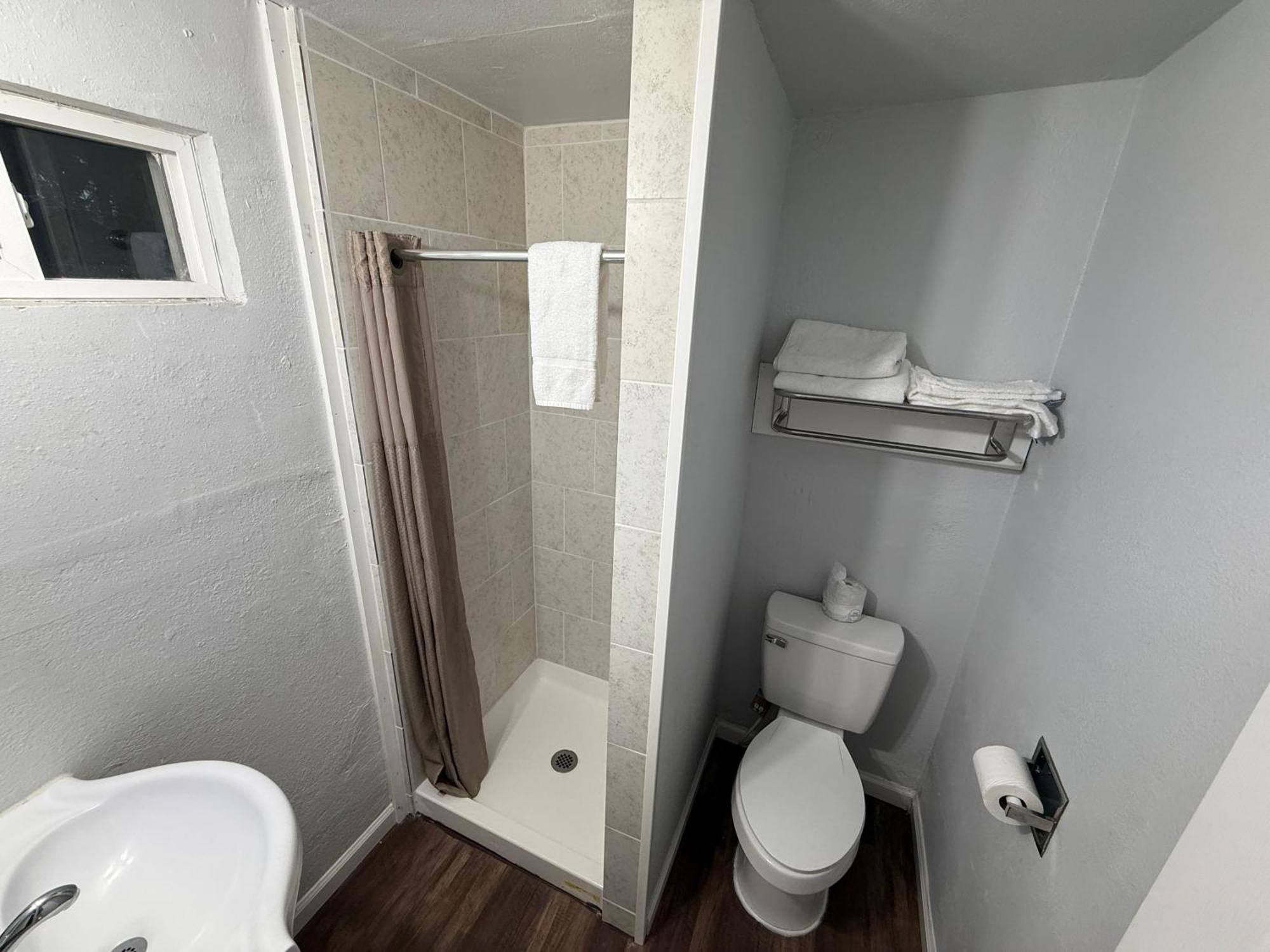 Budget Inn Bend Buitenkant foto